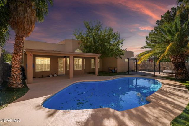 6825 Canyon Run Drive, El Paso, TX 79912