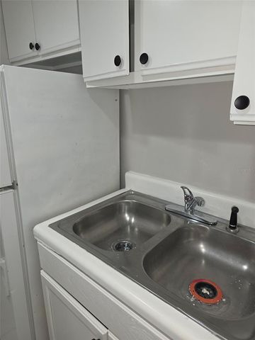 921 W OAK RIDGE ROAD C, Orlando, FL 32809