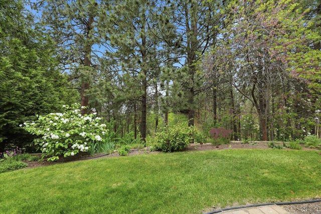 4709 E 41st Ct, Spokane, WA 99223