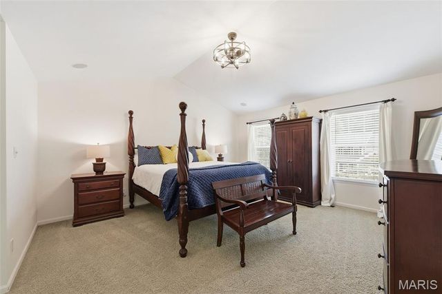 908 Green Arbor Drive, Fenton, MO 63026