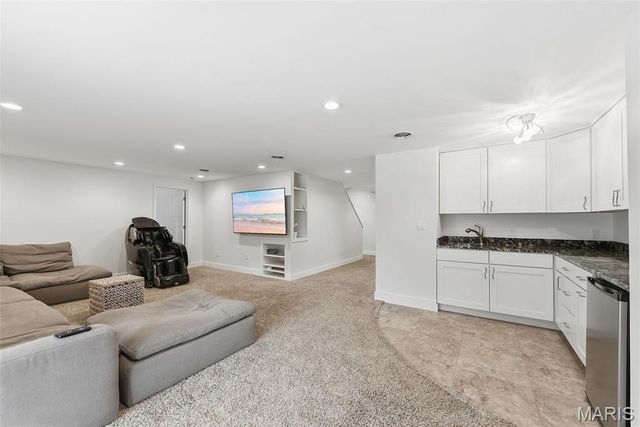 908 Green Arbor Drive, Fenton, MO 63026