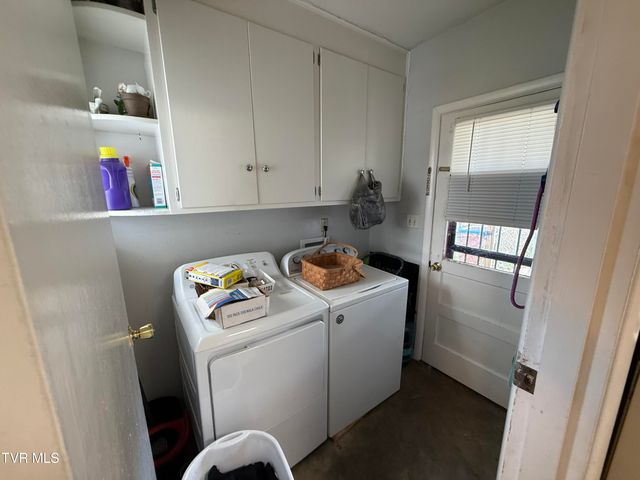 709 Oakdale Road, Kingsport, TN 37664