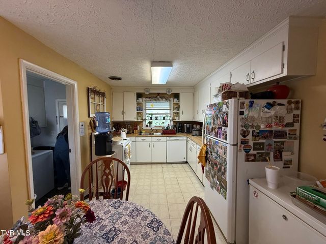 709 Oakdale Road, Kingsport, TN 37664