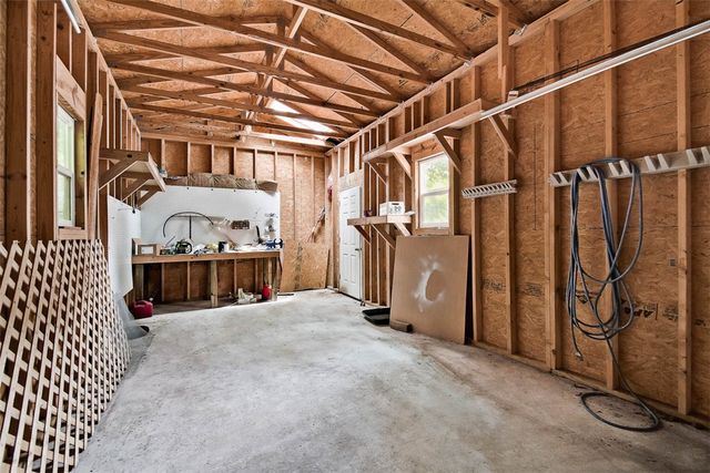 48 Huskins Circle, Bella Vista, AR 72715