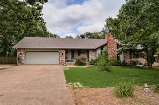 48 Huskins Circle, Bella Vista, AR 72715