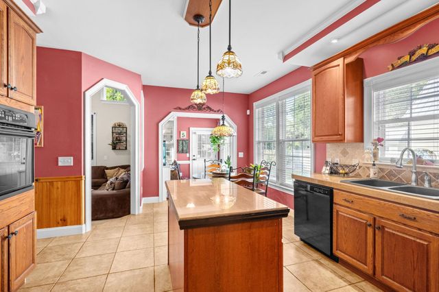 9734 Anchor Dr., Longs, SC 29568