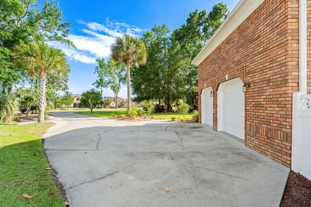 9734 Anchor Dr., Longs, SC 29568
