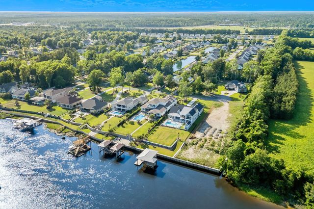 9734 Anchor Dr., Longs, SC 29568