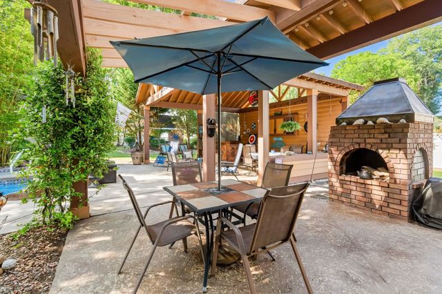 9734 Anchor Dr., Longs, SC 29568