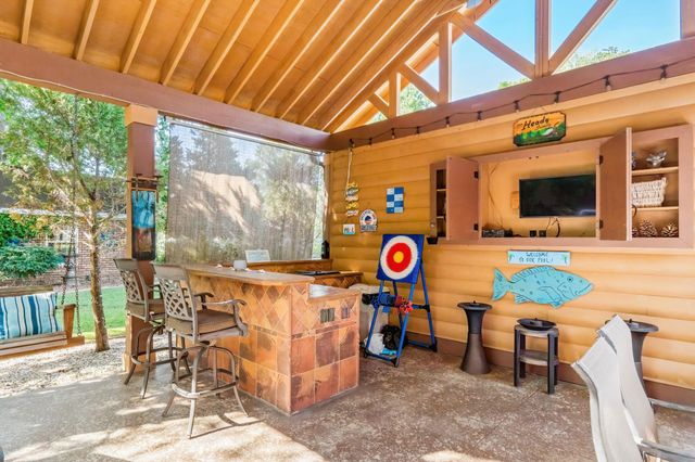 9734 Anchor Dr., Longs, SC 29568