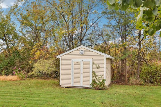 8216 Anna Avenue, Waterford, WI 53185