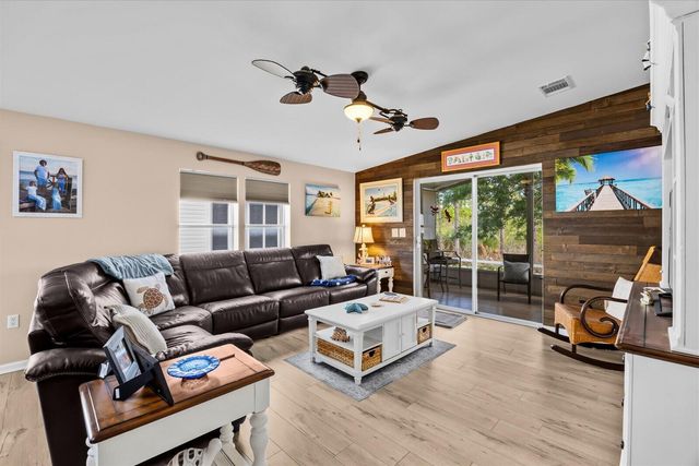 2872 Eagle's Nest Way, Port St. Lucie, Port St Lucie, FL 34952