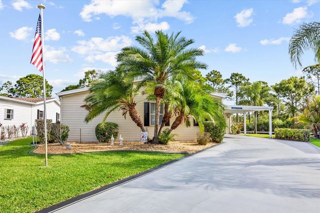 2872 Eagle's Nest Way, Port St. Lucie, Port St Lucie, FL 34952