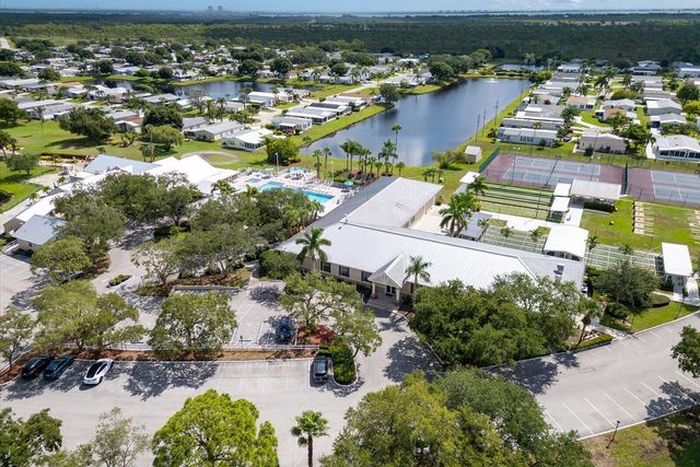 2872 Eagle's Nest Way, Port St. Lucie, Port St Lucie, FL 34952