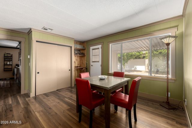 8256 E DUTCHMAN Drive, Mesa, AZ 85208