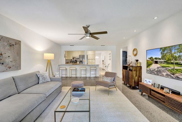929 SW 18th Court, Fort Lauderdale, FL 33315