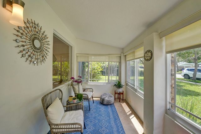 929 SW 18th Court, Fort Lauderdale, FL 33315