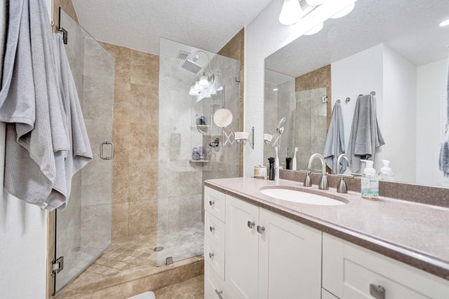 929 SW 18th Court, Fort Lauderdale, FL 33315