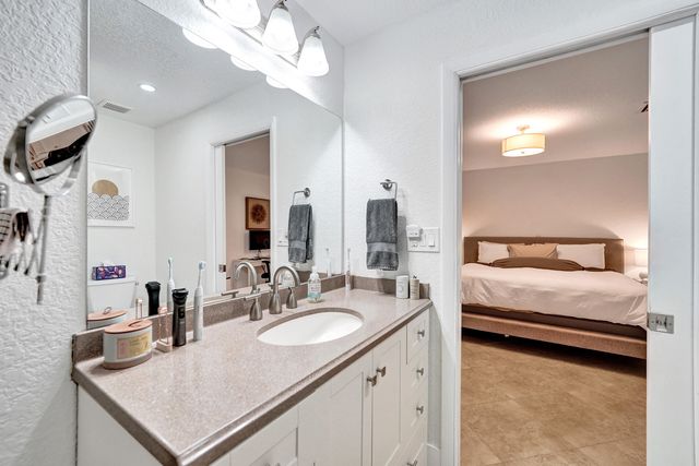 929 SW 18th Court, Fort Lauderdale, FL 33315
