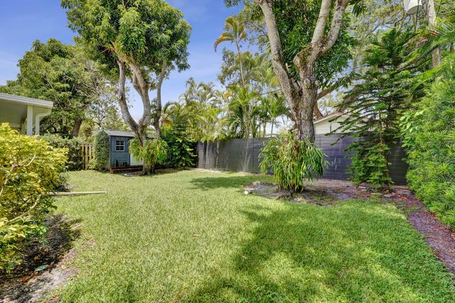 929 SW 18th Court, Fort Lauderdale, FL 33315