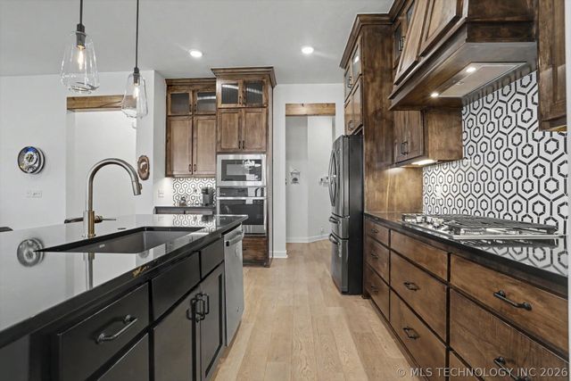 16150 S 89th East Avenue, Bixby, OK 74008