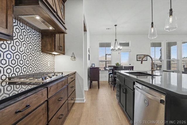 16150 S 89th East Avenue, Bixby, OK 74008