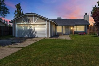 704 Rosehill Drive, Chowchilla, CA 93610