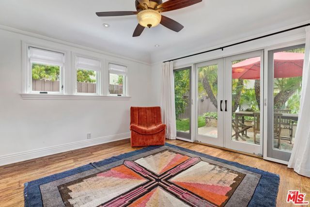 829 S Mullen Avenue, Los Angeles, CA 90005