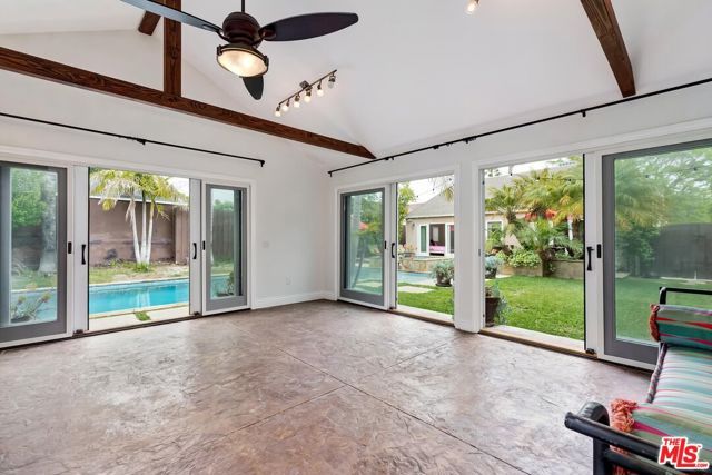 829 S Mullen Avenue, Los Angeles, CA 90005