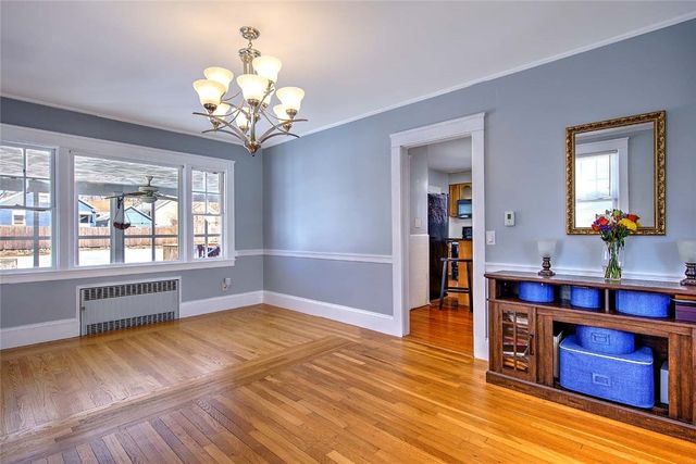 42 Mountain Avenue, East Providence, RI 02915