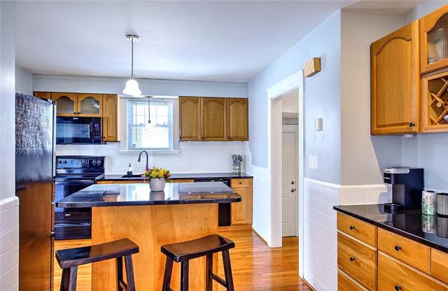 42 Mountain Avenue, East Providence, RI 02915