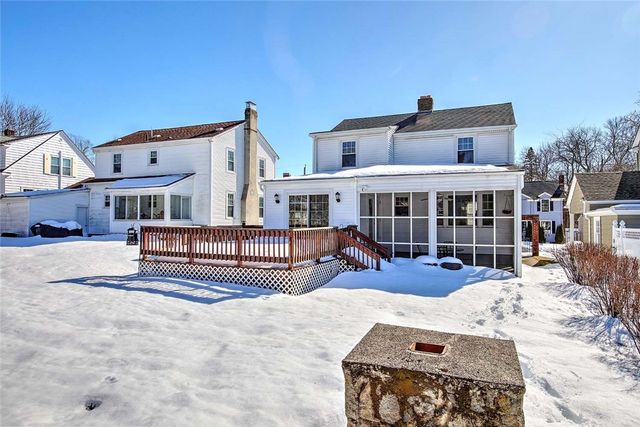 42 Mountain Avenue, East Providence, RI 02915