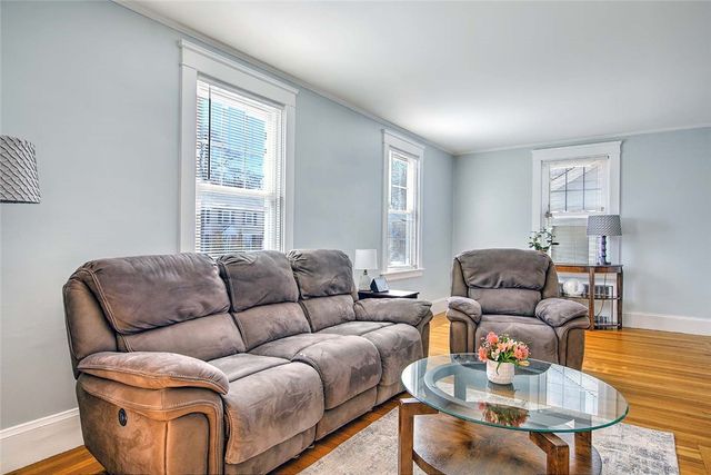 42 Mountain Avenue, East Providence, RI 02915