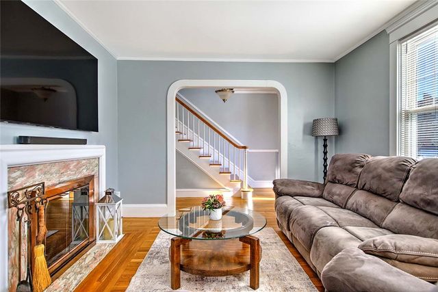 42 Mountain Avenue, East Providence, RI 02915