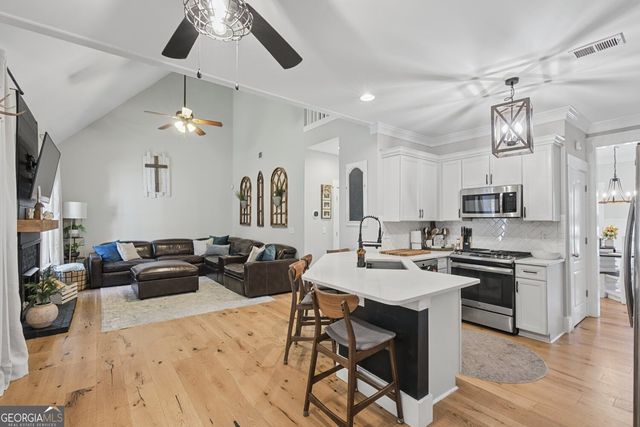 59 Lake Haven Drive, Cartersville, GA 30120