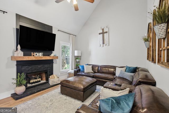 59 Lake Haven Drive, Cartersville, GA 30120