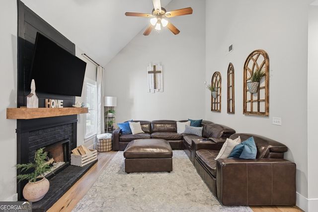 59 Lake Haven Drive, Cartersville, GA 30120
