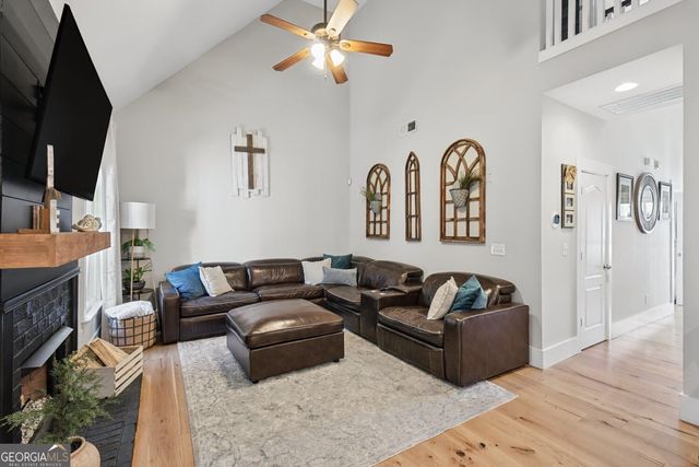59 Lake Haven Drive, Cartersville, GA 30120
