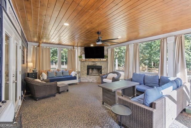 59 Lake Haven Drive, Cartersville, GA 30120