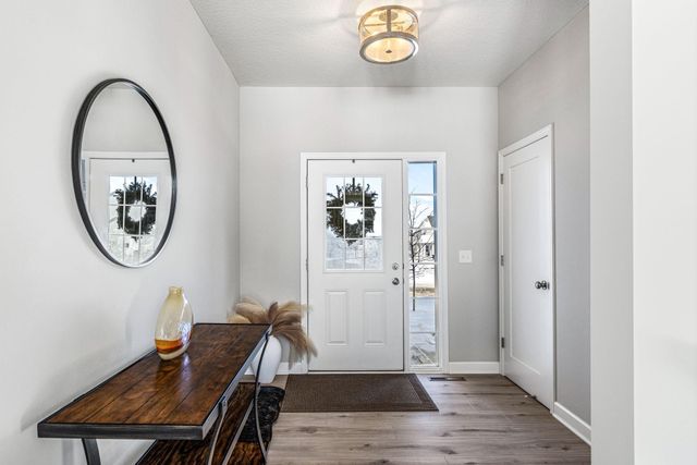 2087 Brookview Street, Shakopee, MN 55379