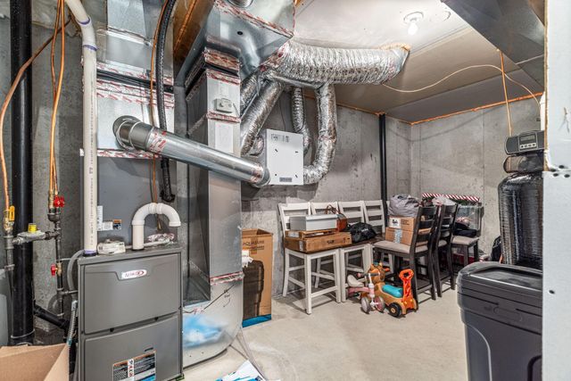 2087 Brookview Street, Shakopee, MN 55379