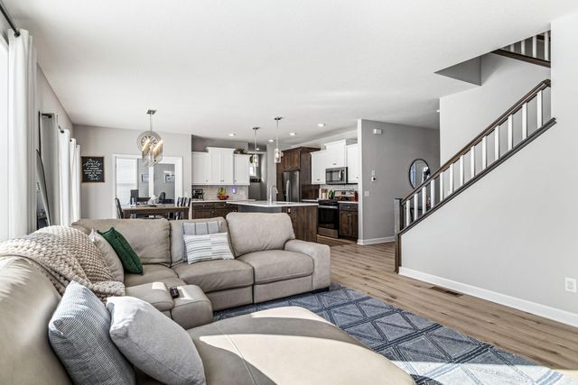 2087 Brookview Street, Shakopee, MN 55379