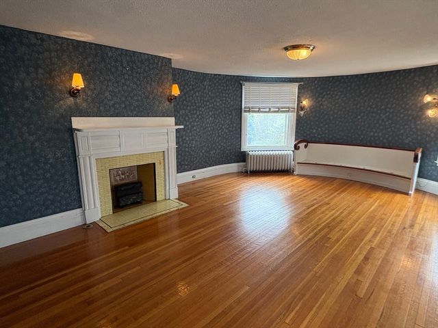 200 Washington St. 1, Boston, MA 02135