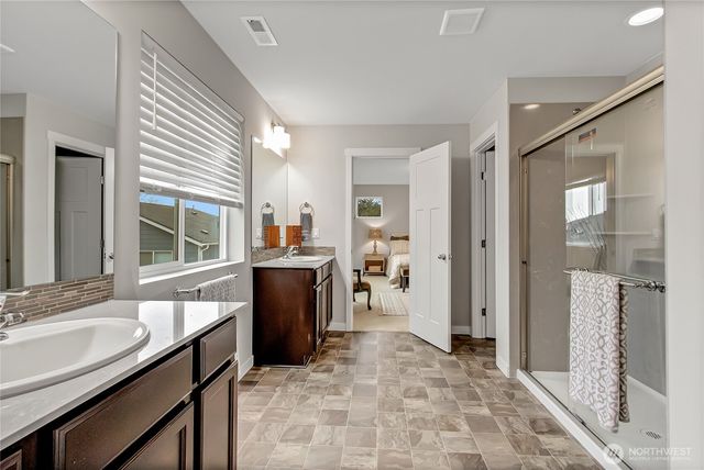 7829 21st Lane SE, Lacey, WA 98503