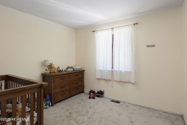 13 Pioneer Drive, Howell, NJ 07731