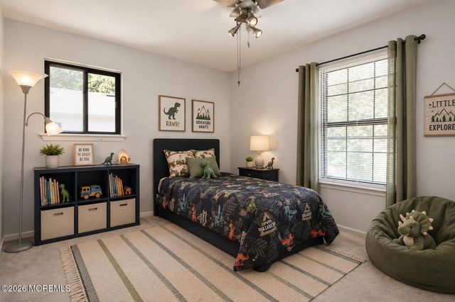 13 Pioneer Drive, Howell, NJ 07731