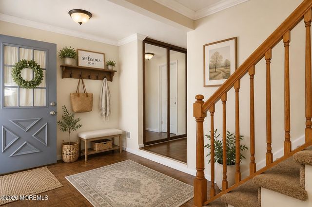 13 Pioneer Drive, Howell, NJ 07731