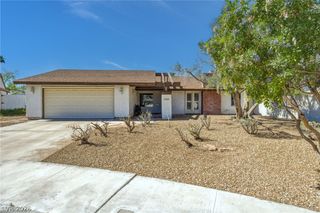 2305 Latigo Circle, Las Vegas, NV 89119