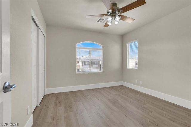 446 Center Green Drive, Las Vegas, NV 89148