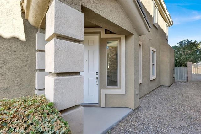 446 Center Green Drive, Las Vegas, NV 89148